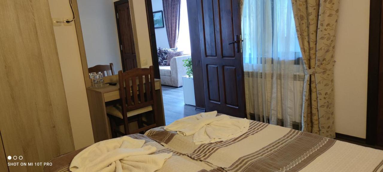 Стар Мерак Hotel Ribarica Ngoại thất bức ảnh