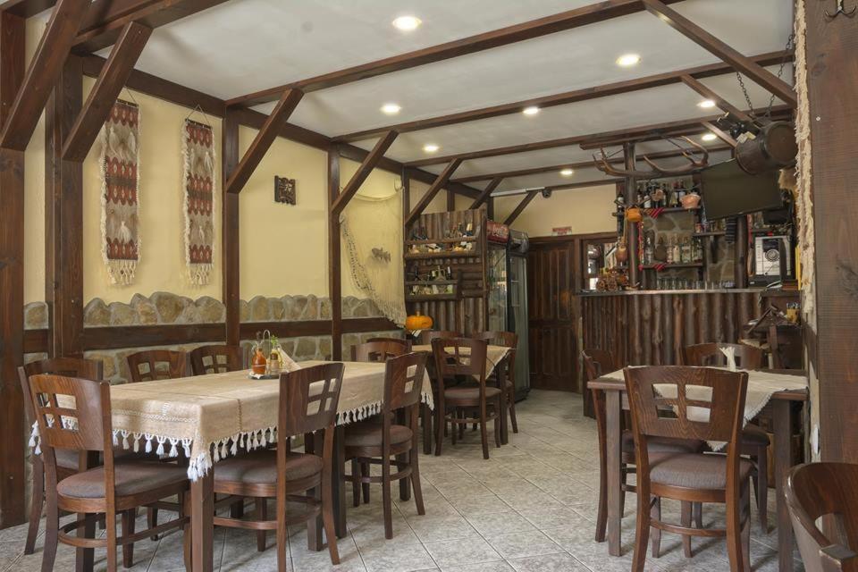 Стар Мерак Hotel Ribarica Ngoại thất bức ảnh